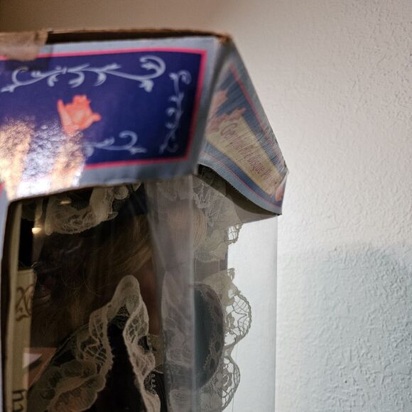 Soft Expressions 18" Hand Painted Fine Bisque Porcelain Doll  New-see info - Picture 5 of 5